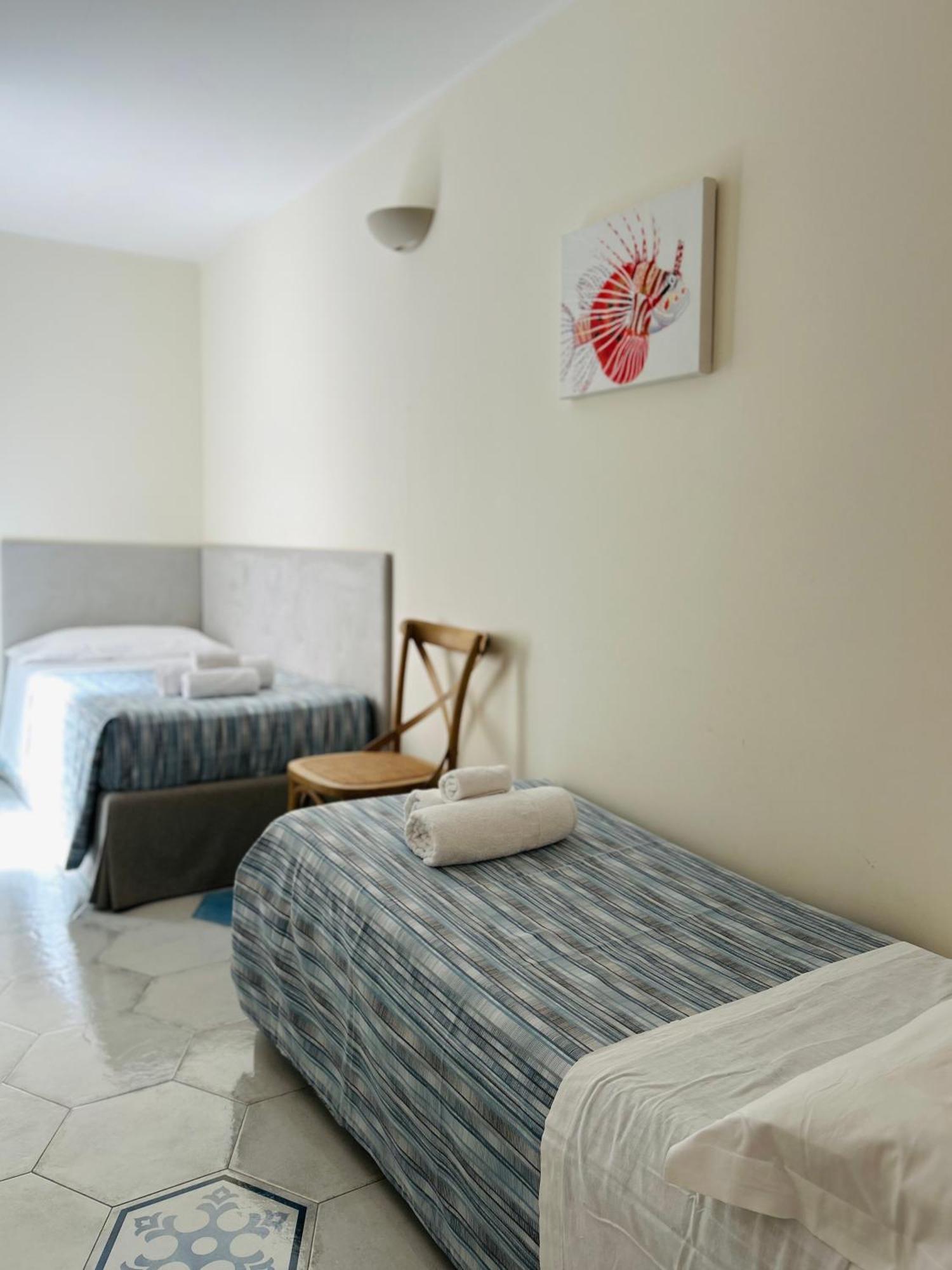 B&B Casa Di Emma 切萨雷奥港 外观 照片